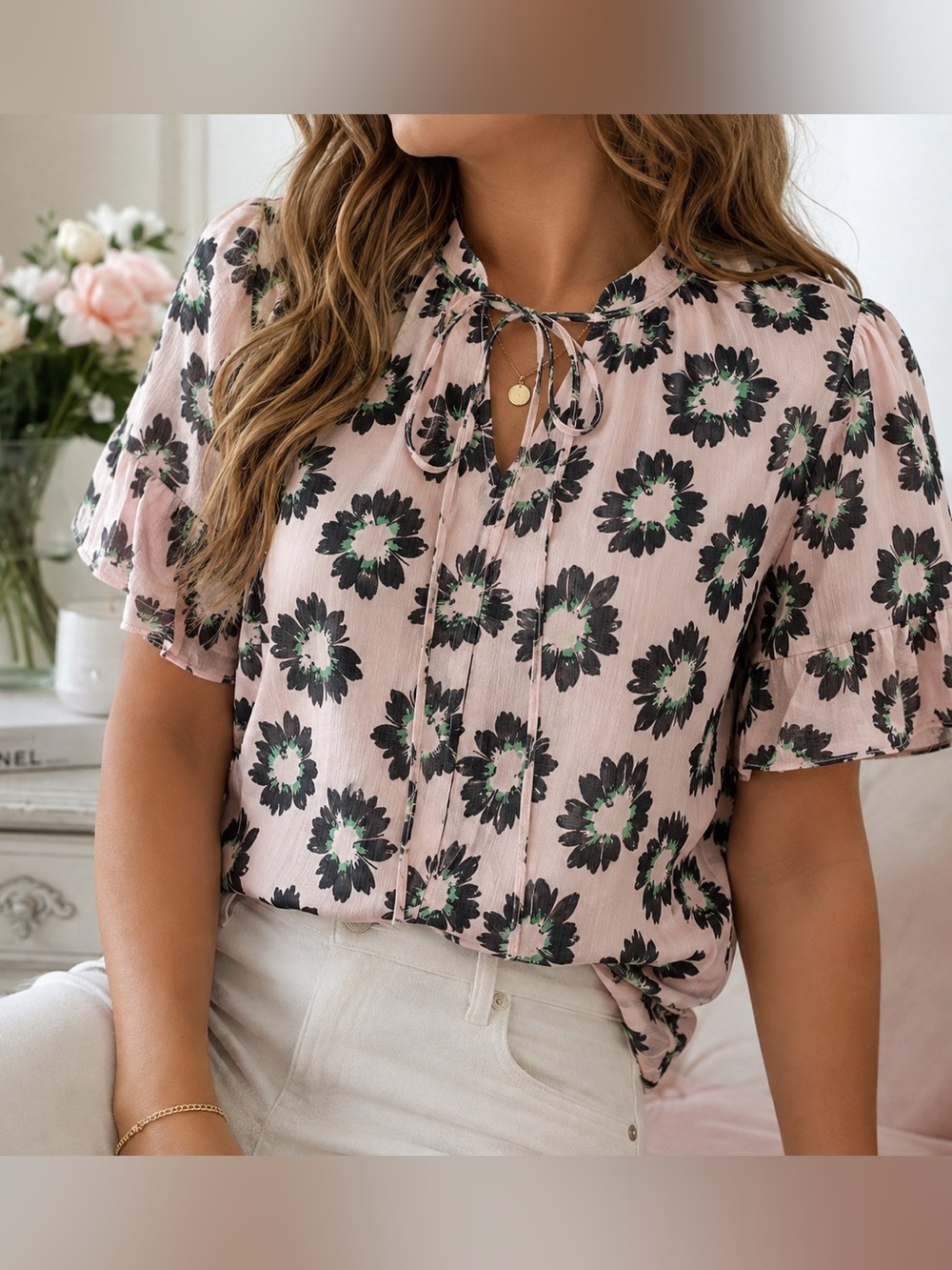 Size 0 XS Ted Baker Pink Floral Tie-Neck Short Sleeve Blouse